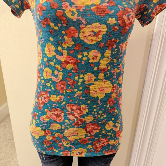 LulaRoe floral print classic t-shirt size xxs - Picture 5 of 7